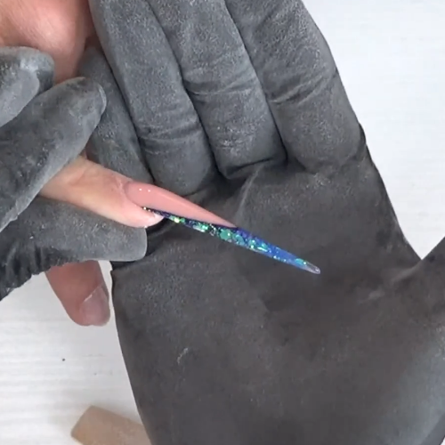 Изграждане на форма стилет